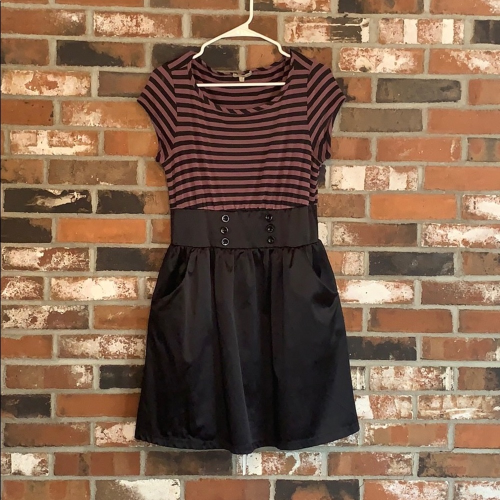 Adorable dress!
